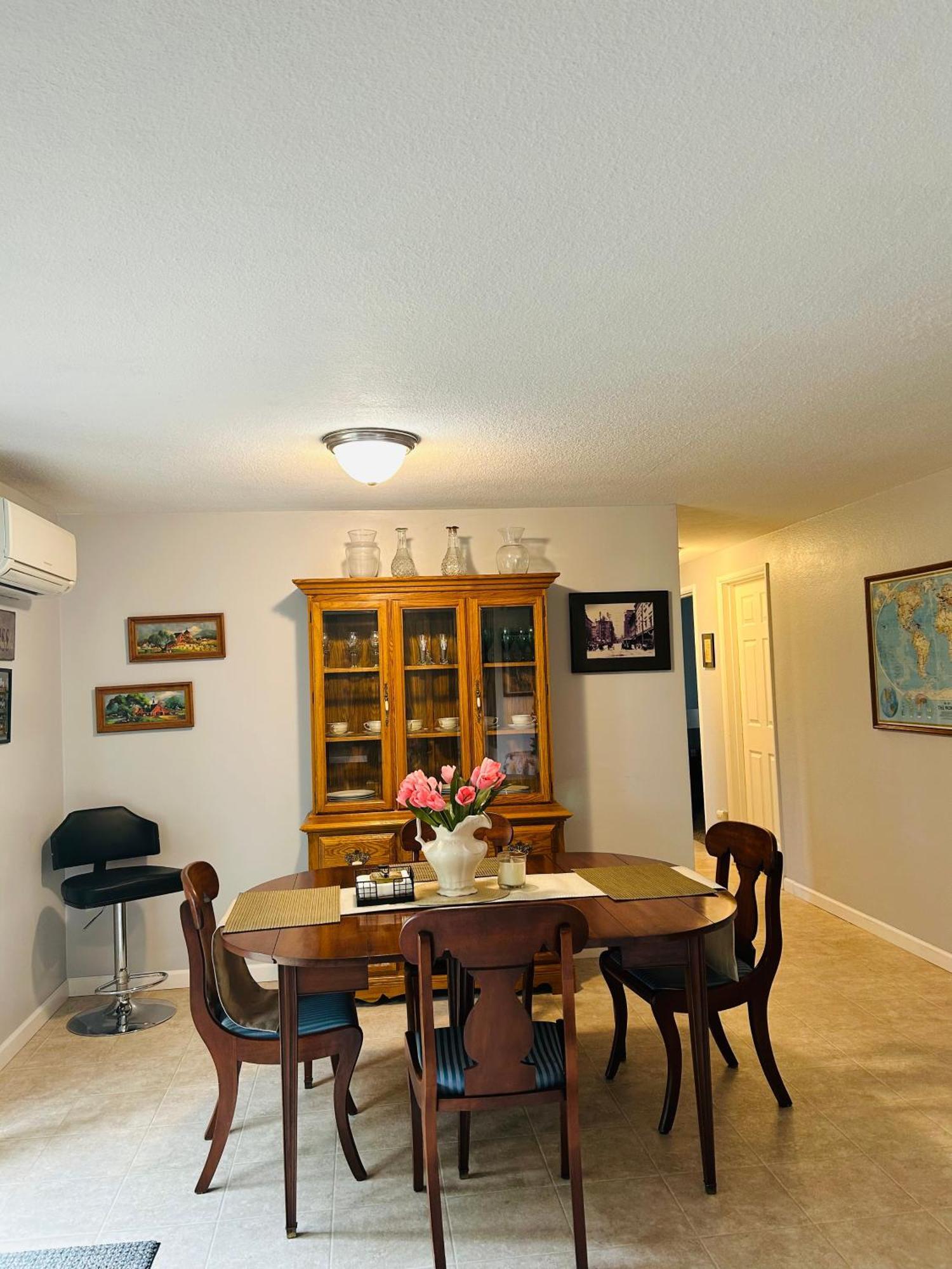 Emerald City 3 Bedroom 1 Bath Home ยูจีน ภายนอก รูปภาพ